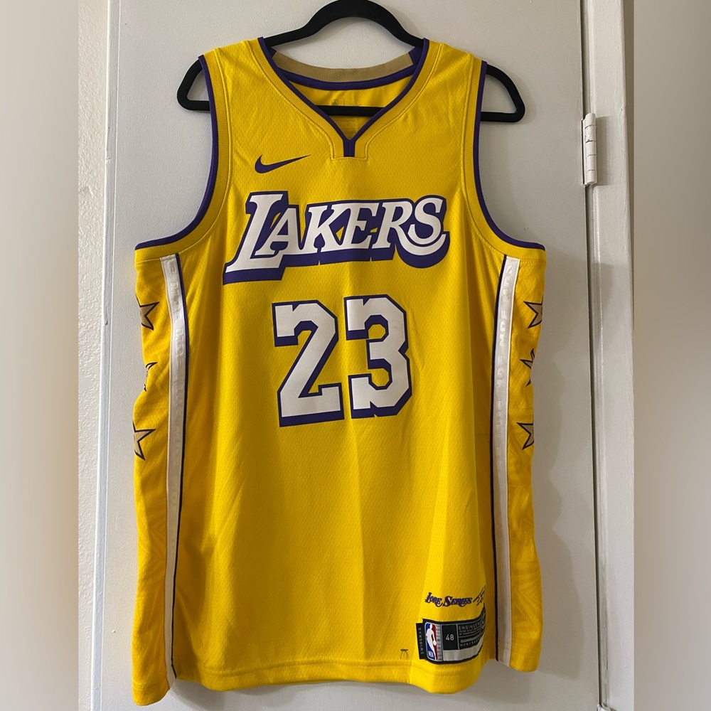 Lakers Nike LeBron James Swingman Men's Jersey LA LORE SERIES 48 Large